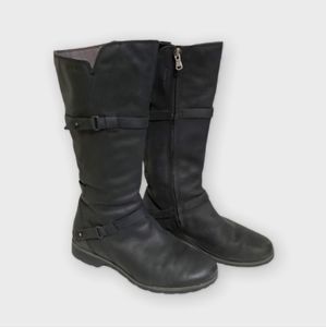 Teva De La Vina Black Boots